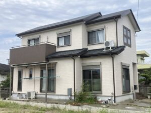 徳島市国府町H様邸 屋根外壁塗装工事 完工後の外観