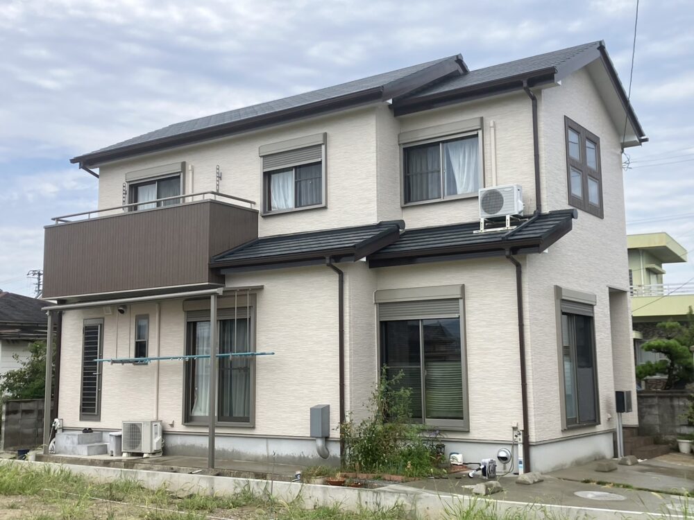徳島市国府町H様邸 屋根外壁塗装工事 完工後の外観